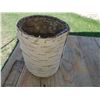 Image 5 : Birch bark container