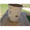 Image 1 : Birch bark container