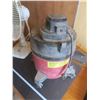 Image 4 : fan and 4 gallon Shop Vac