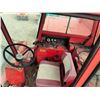 Image 9 : Massey Ferguson 760 combine - runs and drives, field ready
