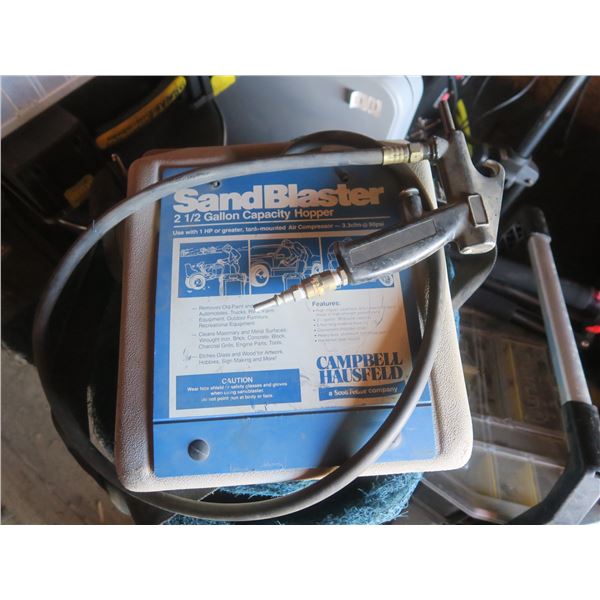 sand blaster 2 1/2 gallon capacity hopper