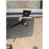 Image 3 : trailer hitch mount