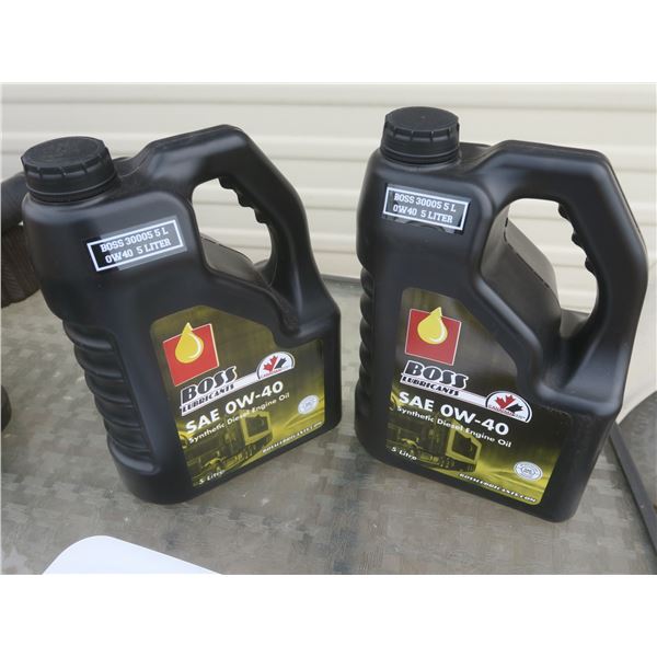 4 5litre jugs of SAE 0W-30
