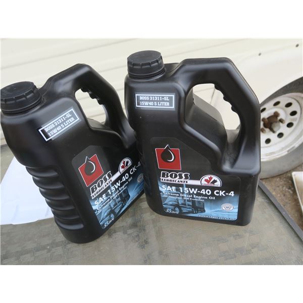 8 bottles of SAE 15W-40 CK-4