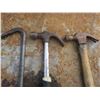 Image 2 : 2 hammers and one crow bar
