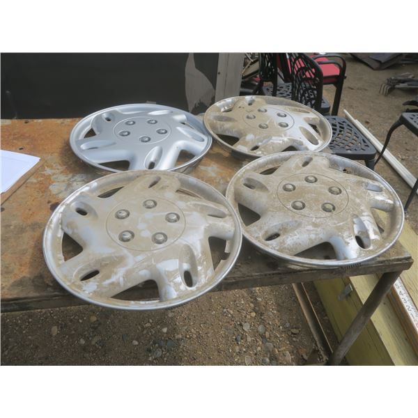 4 15" 5 bolt hub caps