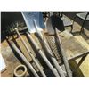 Image 3 : shovels, rakes, gardening tools