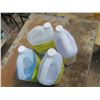 Image 2 : 4 bottles of washer fluid