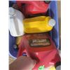 Image 4 : tote of oil jugs