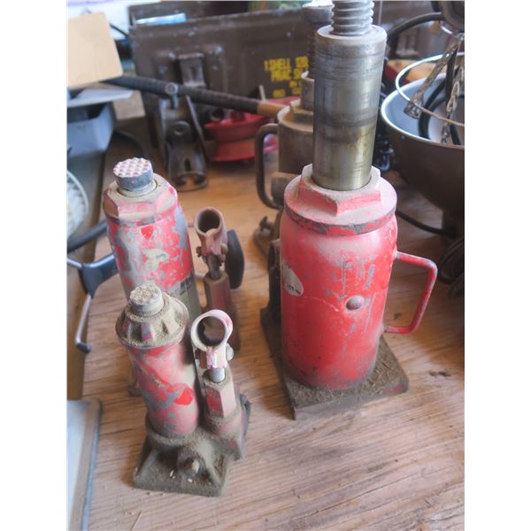 4 bottle jacks