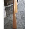Image 2 : pair of oars