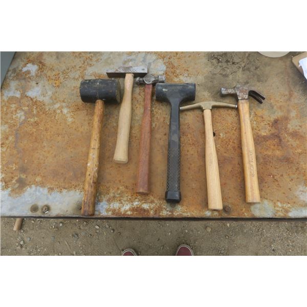 lot of assorted hammers