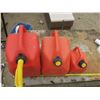 Image 2 : 3 jerry cans