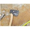 Image 5 : hatchet and roofing hatchet