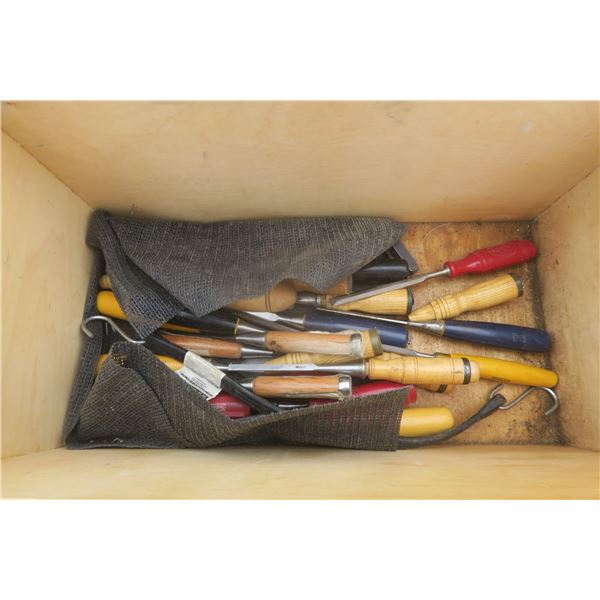 wooden box of assorted chizzles