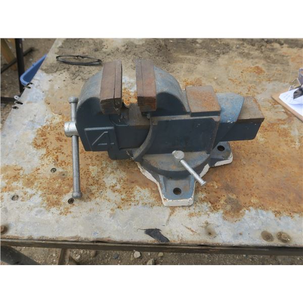 bench vise