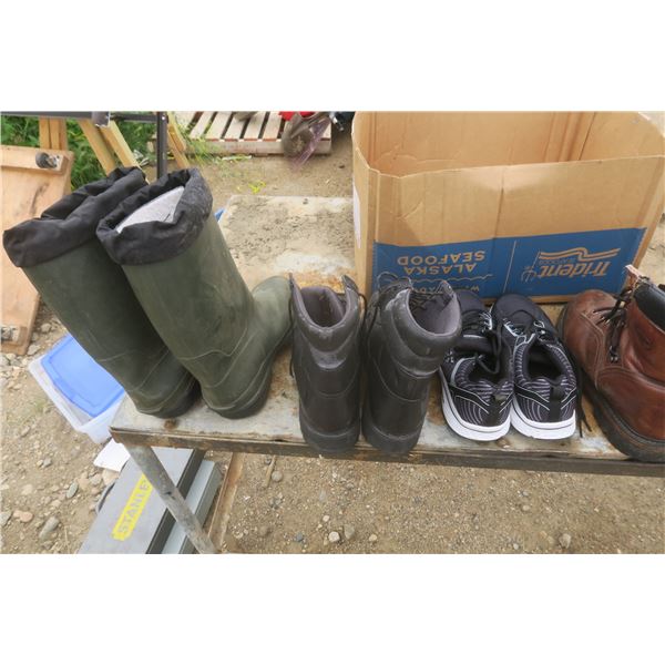 assorted size 10 mens shoes/work boots
