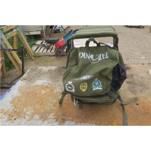 back pack with chair