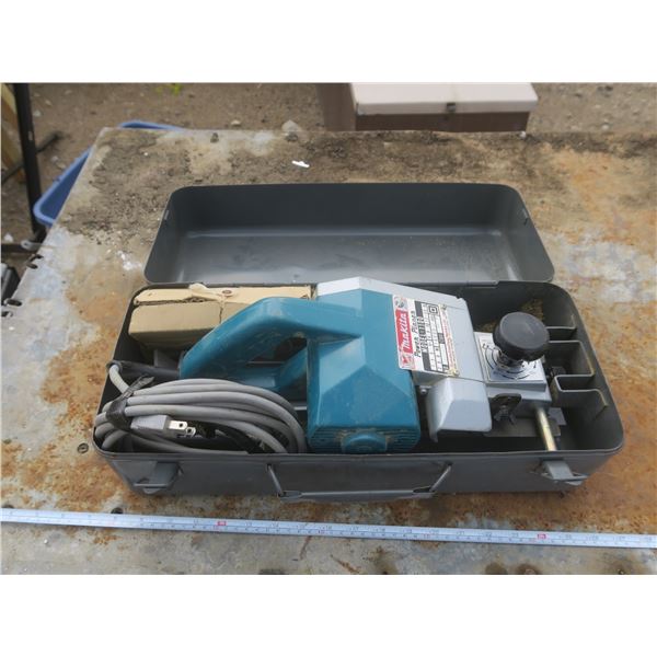 makita 1100 power planer