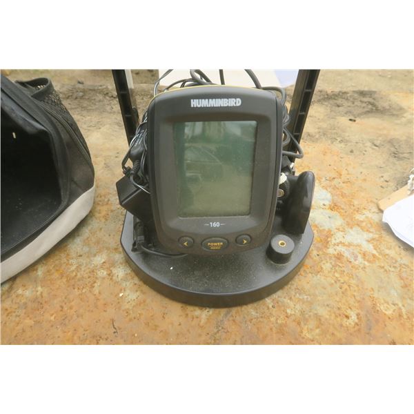 humminbird fish finder and case