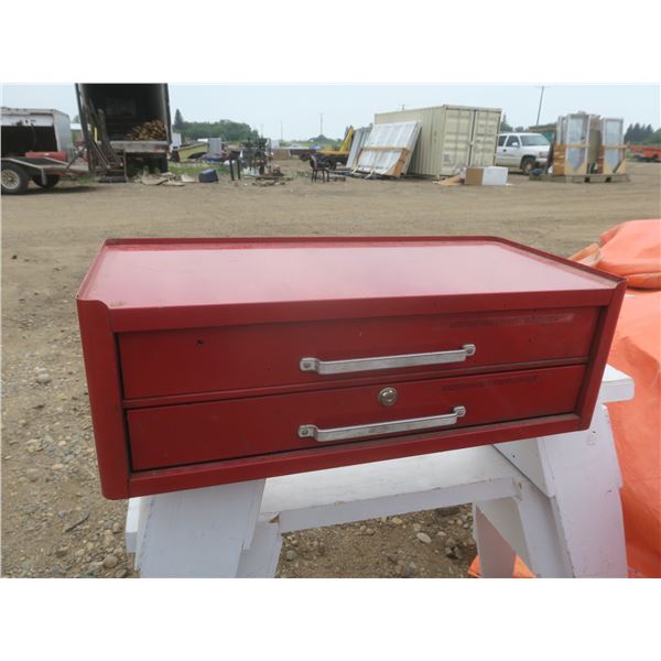 tool chest - 26.5"x12.5" x9"H