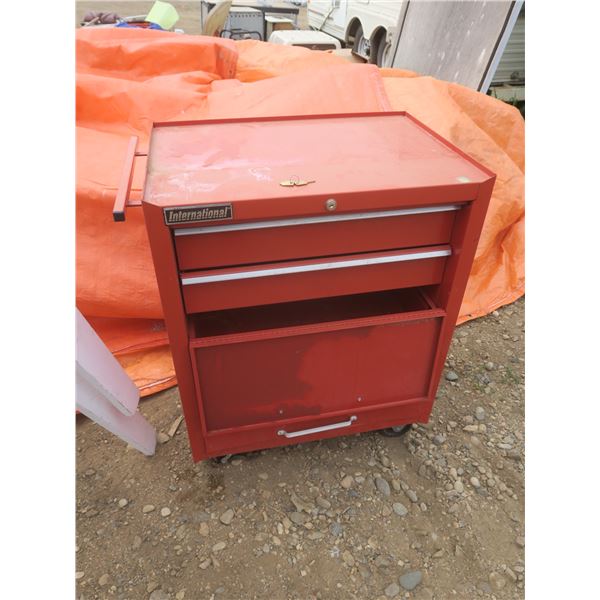 3 drawer tool chest on casters 29.5"x19"x35"H