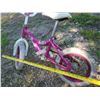Image 5 : Pair of Disney princess kids bikes