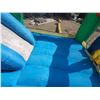 Image 11 : Large inflatable kids bouncy house