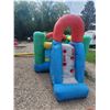 Image 7 : Large inflatable kids bouncy house