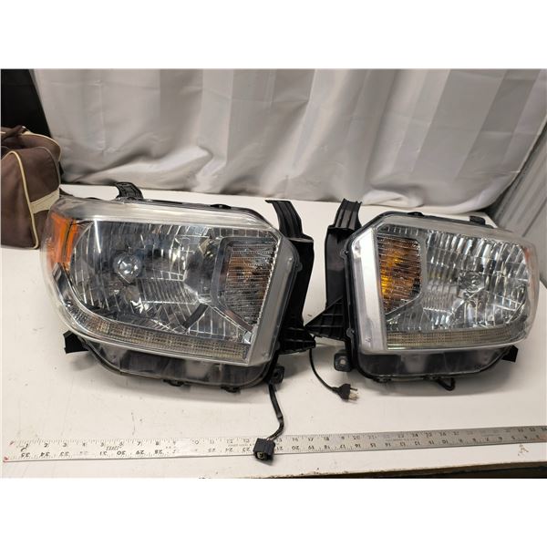 pair of 2014 Toyota Tundra Platinum headlights