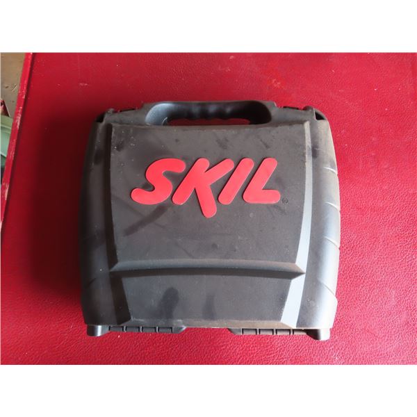 Skil tool box