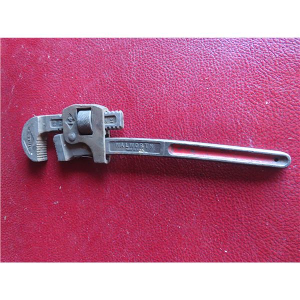 pipe wrench