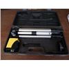 Image 2 : Laser level set in case.
