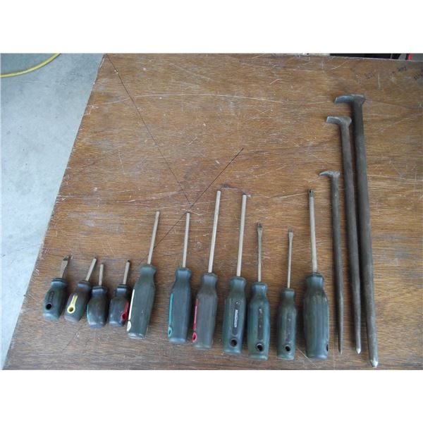 1 Set of screw drivers (11pc), and 3 pinch/pry bars.
