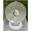 Image 1 : Portable Presto heat dish plus footlight electric shop heater - working