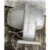 Image 4 : 4 garage or yard light fixtures