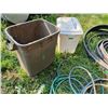 Image 6 : Garbage can, garden hose, water sprinkler, lawn edging, float & laundry bin