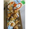 Image 2 : COLLECTABLE:  BOX C/W PENDELFIN ORNAMENTS