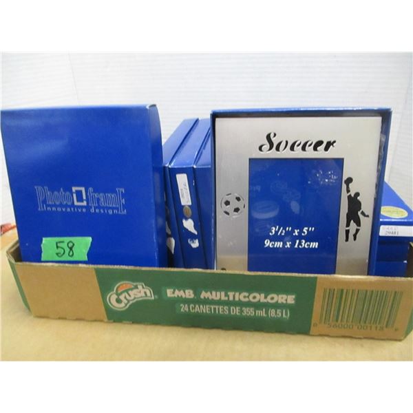 BOX C/W APPROX. 13 PICTURE FRAMES