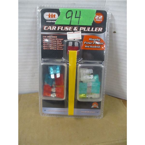 STORE CLOSE-OUT (AS IS):  CAR FUSES & PULLER KIT