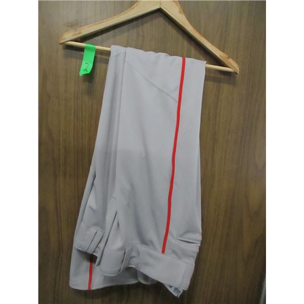 STORE CLOSE-OUT (AS IS):  MEN'S WALK OFF PANTS (SIZE MEDIUM)