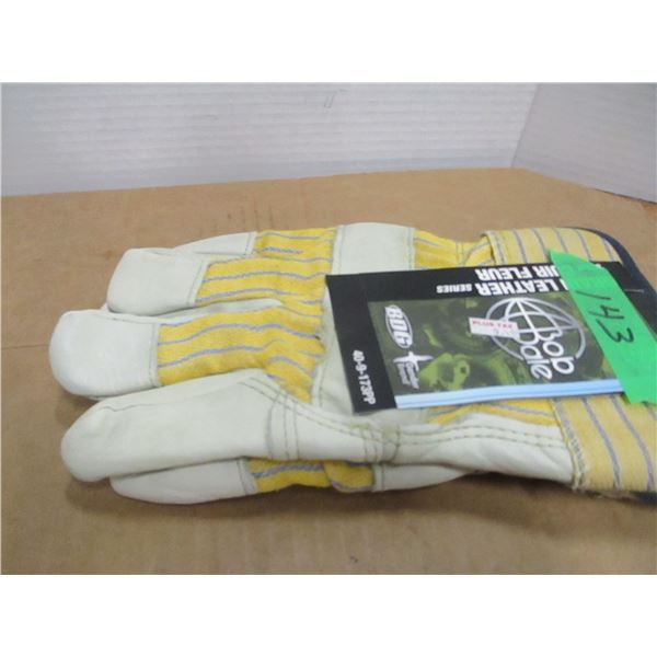 STORE CLOSE-OUT (AS IS):  BDG GLOVES (STOCK #173PP)