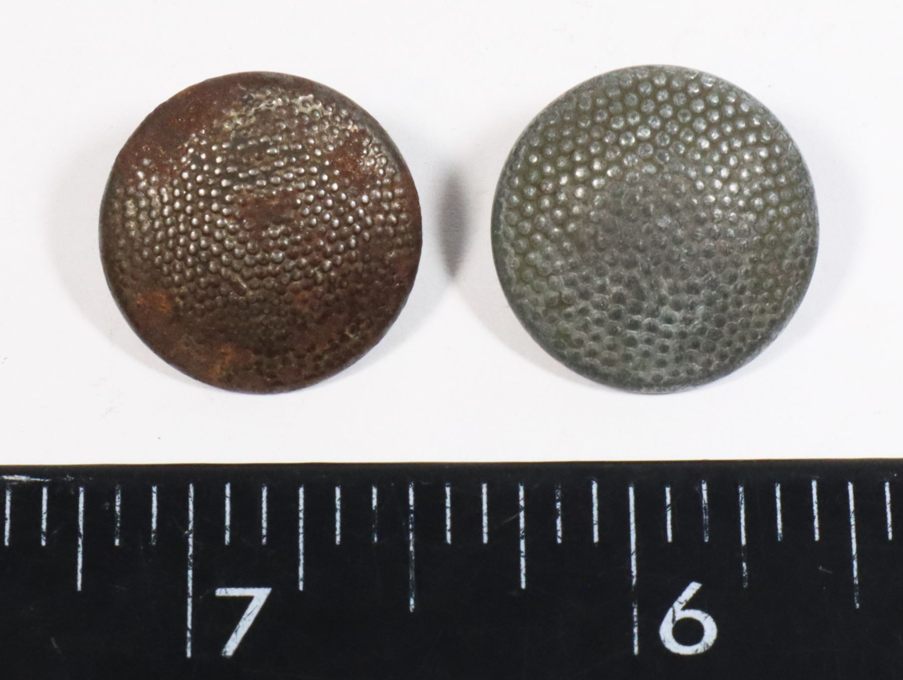 #108 WW2 GERMAN UNIFORM BUTTONS PLAIN