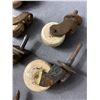Image 3 : 10 Vintage Porcelain Antique Furniture Castors