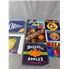 Image 1 : 8 Assorted Vintage Fruit Crate Labels In Bag On Board