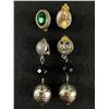 Image 2 : Lot of Vintage Pairs of Clip on Earrings