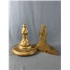 Image 2 : 2 Vintage Gold Coloured Wood Wall Sconce Shelves. Approx. 12" x 12"