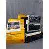 Image 2 : 2 Vintage Instant Camera's - Kodak Ek4 & Polaroid One Step Land Camera