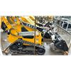 Image 2 : AGT INDUSTRIAL CRT23 YELLOW 13.5 HP GAS POWERED RUBBER TRACK RIDE ON HYDRAULIC MINI SKID STEER/