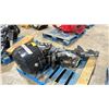 Image 2 : MERCURY 60 BLACK 60 HP COMMERCIAL OUTBOARD BOAT MOTOR *PARTS ONLY*